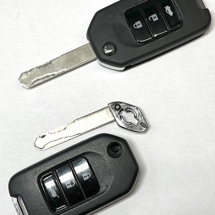 Repair service for Honda CR-V 3 button remote flip key 2013 2014 2015 2016