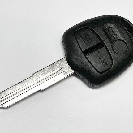 RFC 3 button key casing for Mitsubishi Outlander Shogun Lancer Warrior fob MIT8 blade