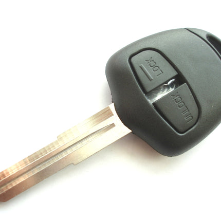 Replacement 2 button key case for Mitsubishi Warrior Outlander Shogun remote key right groove